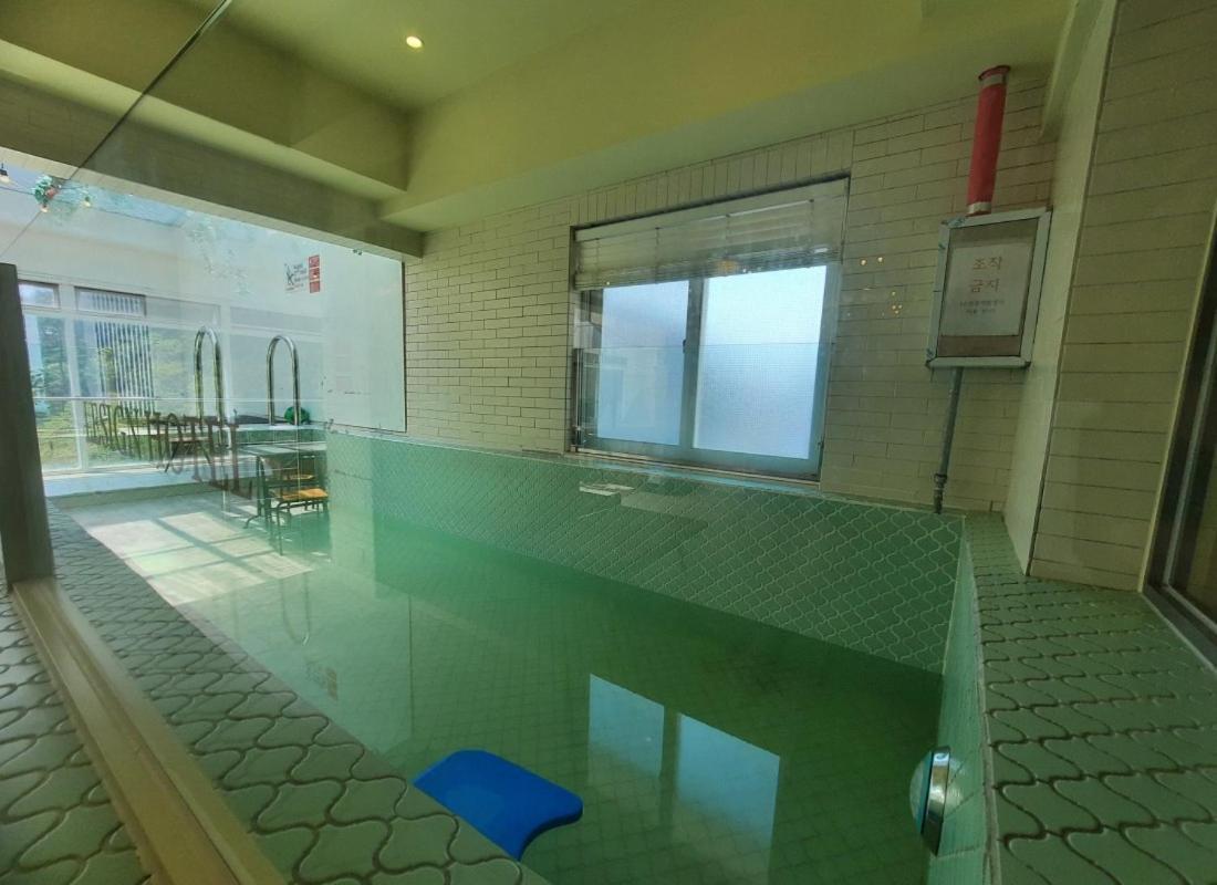 Songjeong Lesign Hotel Пусан Экстерьер фото